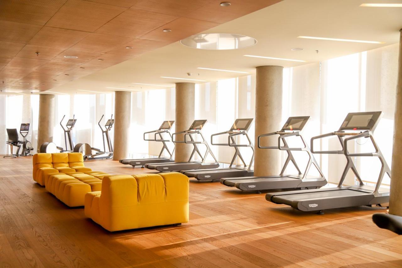 ホテル ザ プラザ ティラナ エクステリア 写真 The gym at The Standard East Village